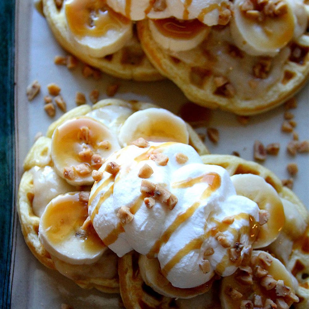 Belgian Waffles with Banana and Caramel Sauce-01